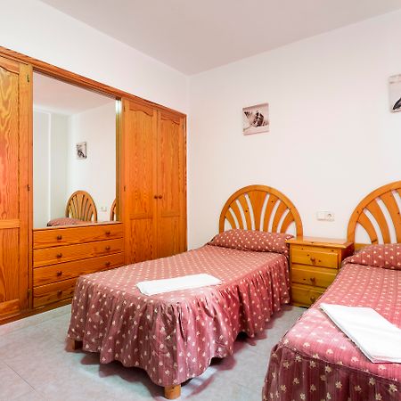 Apartamentos Zodiac Sant Antoni de Portmany Exterior foto