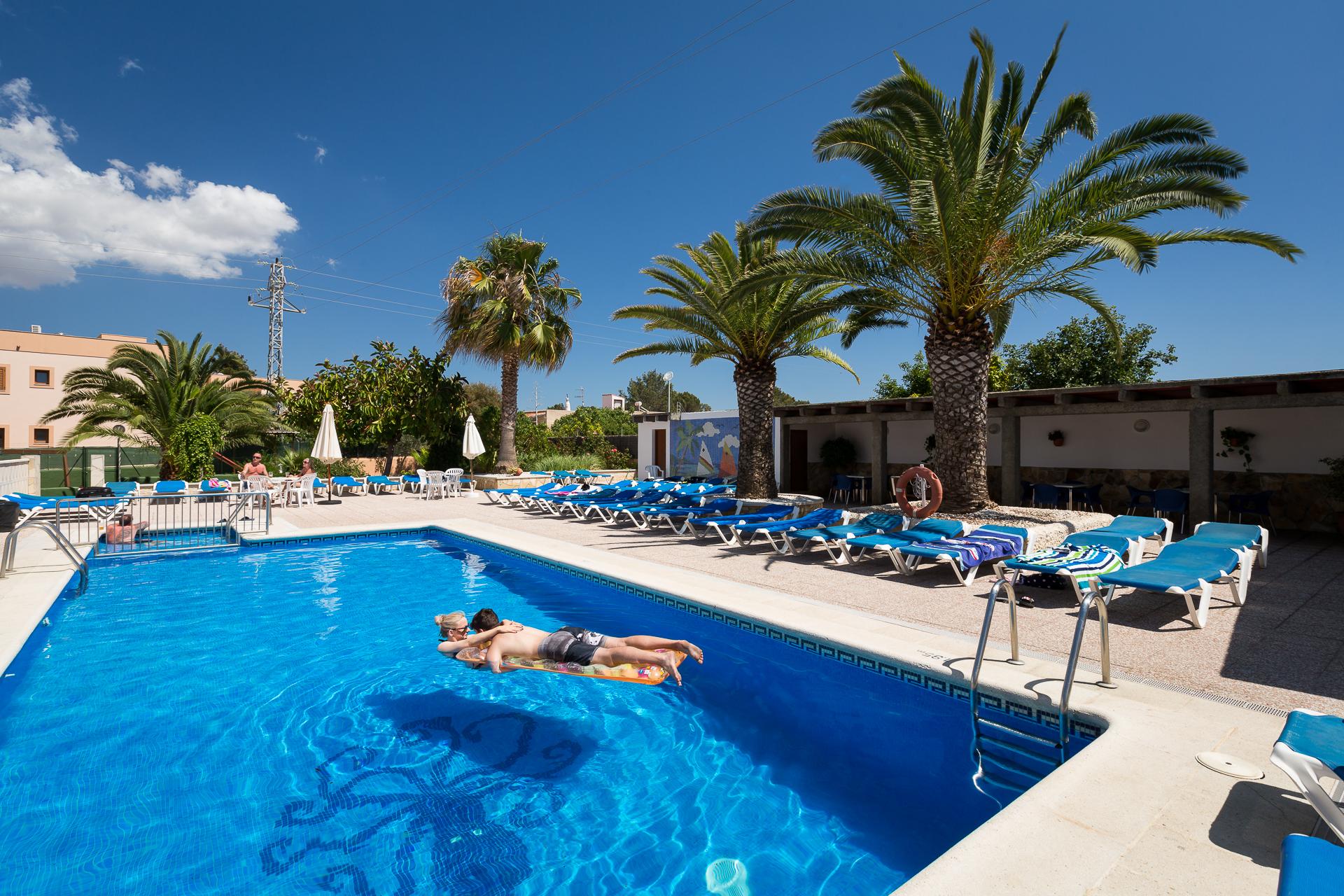 Apartamentos Zodiac Sant Antoni de Portmany Exterior foto