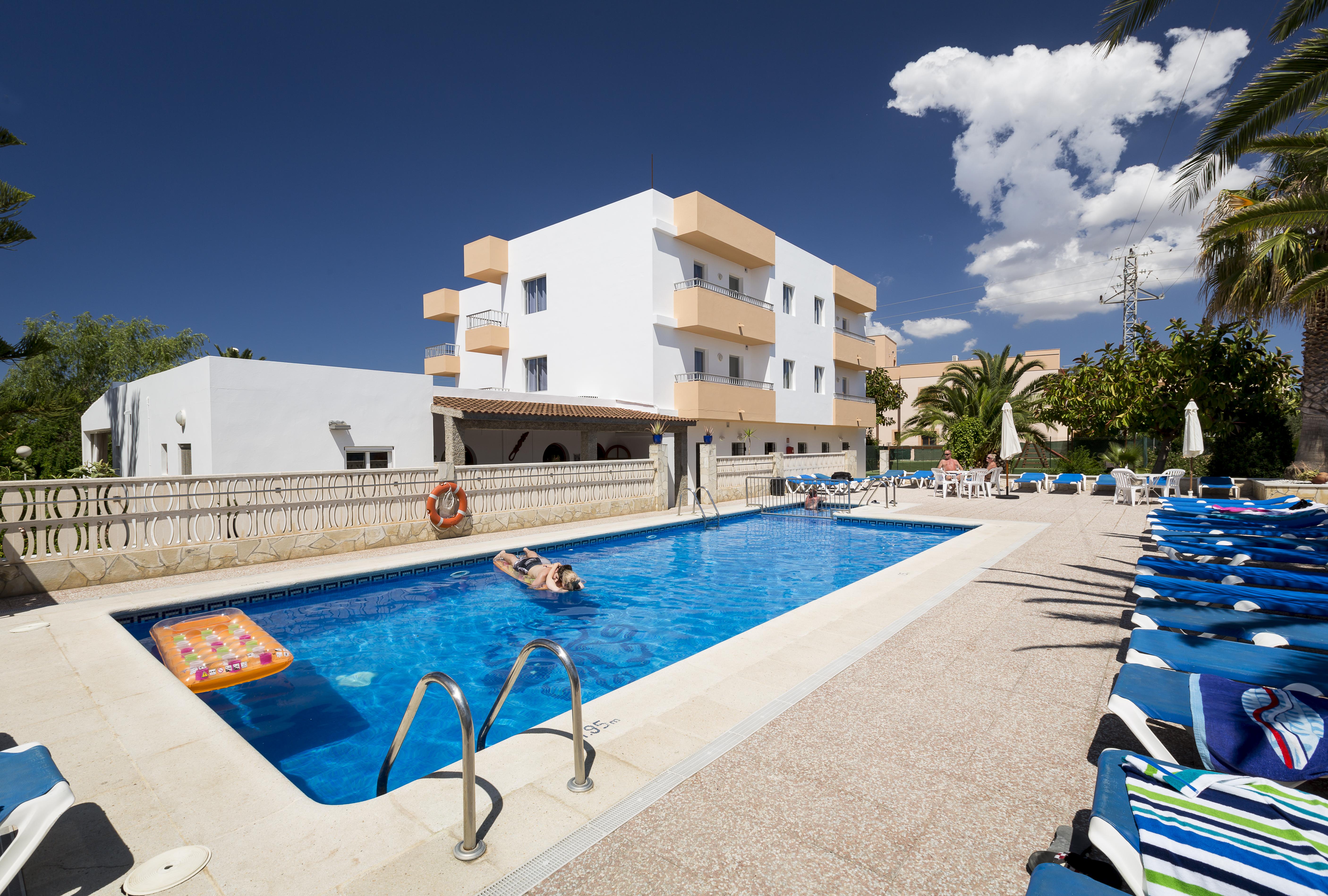 Apartamentos Zodiac Sant Antoni de Portmany Exterior foto