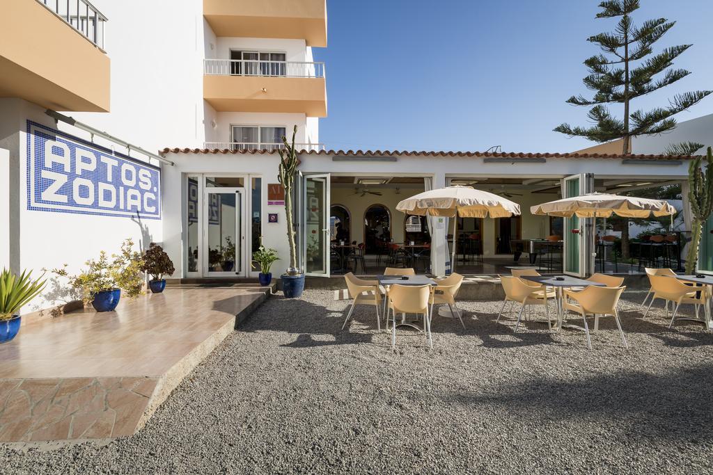 Apartamentos Zodiac Sant Antoni de Portmany Exterior foto