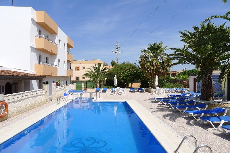 Apartamentos Zodiac Sant Antoni de Portmany Exterior foto