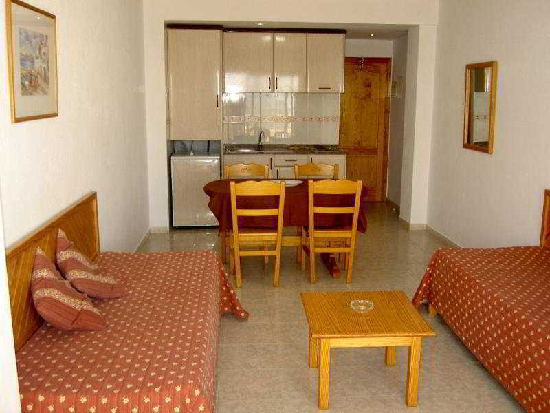 Apartamentos Zodiac Sant Antoni de Portmany Exterior foto