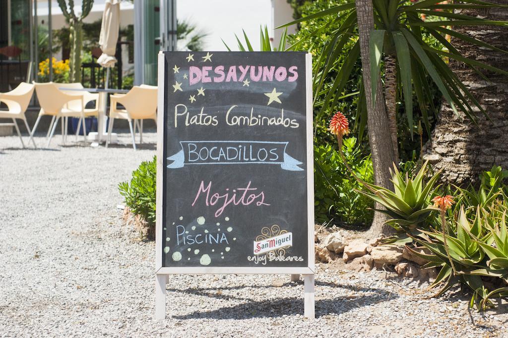 Apartamentos Zodiac Sant Antoni de Portmany Exterior foto